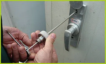 Expert Locksmith Services Vancouver, WA 360-526-4626 Expert Locksmith Services Vancouver, WA 360-526-4626 - 15-emergency-locksmiths